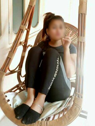 Riya Ghansoli Escorts